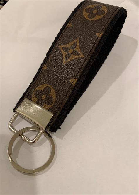 bifold cardholder louis vuitton|louis vuitton key holder.